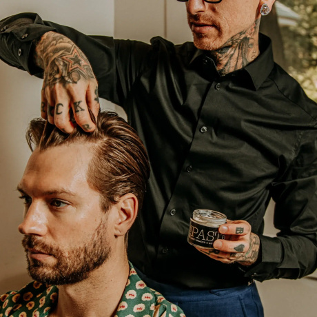 18.21-Man-Made-Sweet-Tobacco-Paste-2oz-Soft-Hold-Medium-Shine-Mens-Hair-Styling-Paste-In-Use