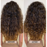 L’ANZA Healing Curls Curl Whirl Butter Defining Complex 125 ml – Krul Definiërende Stylingcrème Korte Productomschrijving L’ANZA Healing Curls Curl Whirl Butter Defining Complex is een professionele stylingcrème speciaal ontwikkeld voor krullend en golvend haar. De formule helpt krullen beter te definiëren, vermindert pluis en geeft het haar een zachte, natuurlijke en glanzende uitstraling zonder het te verzwaren. Uitgebreide Productomschrijving (SEO-vriendelijk) L’ANZA Healing Curls Curl Whirl Butter Defining Complex 125 ml is een hoogwaardige stylingcrème die speciaal is ontwikkeld voor het verzorgen en definiëren van krullend en golvend haar. Dankzij de rijke formule worden krullen beter gevormd, blijft het haar soepel en wordt pluis effectief onder controle gehouden. Deze professionele krulcrème zorgt voor een perfecte balans tussen hydratatie, controle en natuurlijke beweging. Het product helpt de natuurlijke structuur van het haar te versterken, waardoor krullen er voller, gezonder en beter gedefinieerd uitzien. De lichte maar voedende textuur verzwaart het haar niet en laat geen plakkerig gevoel achter. Hierdoor blijven krullen flexibel en natuurlijk, terwijl ze tegelijkertijd beschermd worden tegen pluis en vochtigheid. L’ANZA Healing Curls Curl Whirl is ideaal voor dagelijks gebruik en geschikt voor iedereen die mooie, veerkrachtige en perfect gedefinieerde krullen wil creëren met een professionele salonfinish. Belangrijkste Voordelen ✔ Definieert en accentueert natuurlijke krullen ✔ Vermindert pluis en kroeshaar ✔ Geeft het haar een zachte en glanzende finish ✔ Verzwaar het haar niet ✔ Zorgt voor flexibele en natuurlijke styling ✔ Ideaal voor krullend en golvend haar ✔ Professionele salonkwaliteit Gebruik Breng een kleine hoeveelheid aan op handdoekdroog haar. Verdeel het product gelijkmatig over het haar en kneed de krullen voorzichtig in model. Laat het haar natuurlijk drogen of gebruik een diffuser voor extra volume en definitie. Geschikt Voor Krullend haar Golvend haar Pluizig haar Droog of moeilijk handelbaar haar Meta Title L’ANZA Healing Curls Curl Whirl 125 ml – Krul Definiërende Stylingcrème Meta Description L’ANZA Healing Curls Curl Whirl Butter Defining Complex 125 ml definieert krullen, vermindert pluis en geeft krullend haar een zachte, natuurlijke en glanzende finish. SEO Zoekwoorden L’ANZA Healing Curls, Lanza Curl Whirl, krulcrème, krullen definiëren, krullend haar styling, anti pluis krullen, curl cream, professionele krullen crème, Lanza haarproducten.