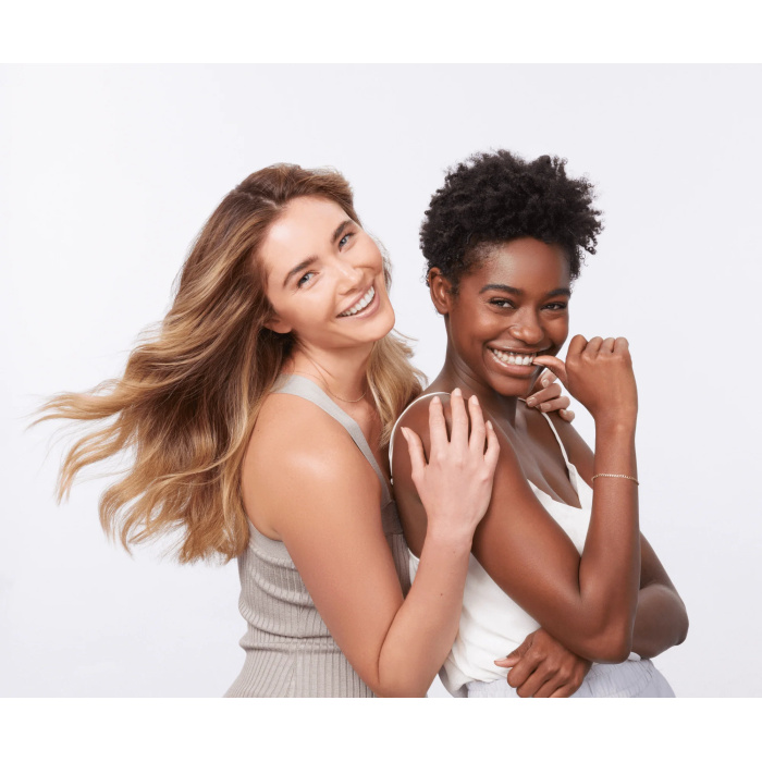 Hero_Image_for_OLAPLEX_-_Batch2a_-_The_Science_of_Healthy_Hair_1-min_1e855ae0-5e20-48ea-b84b-4934fa1c36e2