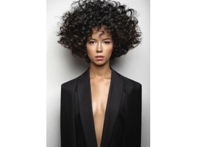 model-8136d01a190419367c11b6db7f81d6e9-bannerzoneitem_staand-s