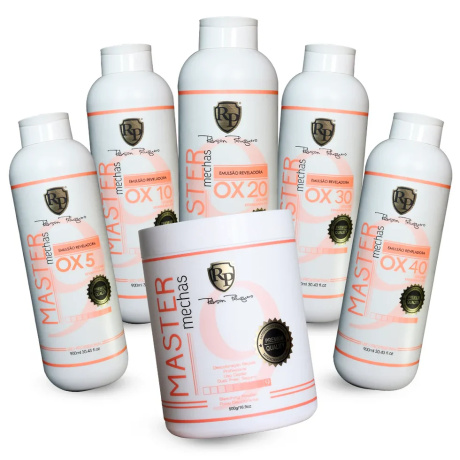 Description of Master Mechas Powder Bleaching - 500g Master Mechas Bleaching Powder is a dust-free, fast, uniform, and progressive product designed for all professional hair bleaching, reflection, balancing, stripping, and bleaching techniques. Its self-protective formula ensures that it does not harm the hair strands. This product is essential for hair discoloration, and its unique formula was made with the highest technology to meet the needs of each client. When used with hydrogen peroxide or ammonia, Master Mechas bleaching powder perfectly bleaches the hair strands, removes color pigments, and opens the hair fiber to receive the desired hue. After discoloration, the hair needs treatment to hydrate and protect it from the damage caused by chemicals. How to Use: Mix the bleaching powder with hydrogen peroxide, select the strands to bleach, and apply the mixture on each strand. Let it act according to the tone you want to reach and continue with the usual wick process. ------------------------------------------------------------------------------------------------- Description of Ox's 05 / 10 / 20 / 30 / 40 - 900ml Master Mechas Bleaching Powder is a dust-free, fast, uniform, and progressive product designed for all professional hair bleaching, reflection, balancing, stripping, and bleaching techniques. Its self-protective formula ensures that it does not harm the hair strands. This product is essential for hair discoloration, and its unique formula was made with the highest technology to meet the needs of each client. When used with hydrogen peroxide or ammonia, Master Mechas bleaching powder perfectly bleaches the hair strands, removes color pigments and oxygen de-pigments, and opens the hair fiber to receive the desired hue. How to Use: Mix the bleaching powder with hydrogen peroxide Select the strands to bleach Apply the mixture on each strand and let it act according to the tone you want to reach Continue with the usual wick process Kit Contains: 1 RP Master Mechas Bleaching Powder 500g 1 RP Ox 05 / 30.43 Oz - 900ml 1 RP Ox 10 / 30.43 Oz - 900ml 1 RP Ox 20 / 30.43 Oz - 900ml 1 RP Ox 30 / 30.43 Oz - 900ml 1 RP Ox 040/ 30.43 Oz - 900ml FLAKA.BE