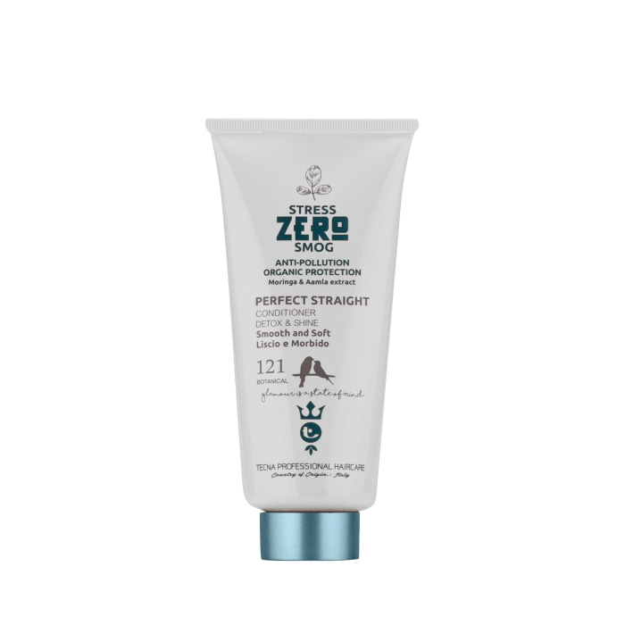 TECNA Stress Zero Smog Perfect Straight Conditioner 121 – 200 ml De TECNA Perfect Straight Conditioner is een professionele conditioner voor steil, pluizig, droog en weerbarstig haar. De formule helpt het haar zachter, gladder en beter handelbaar te maken en ondersteunt een verzorgde, glanzende finish. De conditioner maakt deel uit van de Stress Zero Smog-lijn en bevat volgens de productverpakking onder andere Moringa- en Amla-extracten. Belangrijkste voordelen - Helpt het haar zachter en gladder te maken - Ondersteunt een betere doorkambaarheid - Helpt pluis en weerbarstigheid te verminderen - Geeft het haar een verzorgde en glanzende uitstraling - Geschikt voor steil en moeilijk handelbaar haar - Ideaal als dagelijkse conditioner - Met Moringa- en Amla-extracten - Geschikt voor professioneel salon- en thuisgebruik Voor welk haartype? Bijzonder geschikt voor: - steil haar - pluizig haar - droog haar - weerbarstig haar - dof haar - haar dat moeilijk doorkambaar is - haar dat extra zachtheid en controle nodig heeft Gebruiksaanwijzing Breng de conditioner aan op gewassen, handdoekdroog haar. Verdeel het product gelijkmatig over de lengtes en punten. Laat enkele minuten inwerken. Spoel daarna grondig uit met lauwwarm water. Voor het beste resultaat combineer je de conditioner met de TECNA Perfect Straight Shampoo. Professionele tip Breng de conditioner vooral aan op de lengtes en punten en gebruik minder product bij de haaraanzet. Zo blijft het haar luchtig en krijgt het toch voldoende verzorging. Resultaat Na gebruik voelt het haar: - zachter - gladder - soepeler - beter handelbaar - minder pluizig - glanzender en verzorgd Premium webshoptekst TECNA Stress Zero Smog Perfect Straight Conditioner is een professionele verzorging voor steil, pluizig en weerbarstig haar. De formule helpt het haar gladder, zachter en beter handelbaar te maken en geeft een mooie, verzorgde glans. Verkrijgbaar bij Flaka.be.